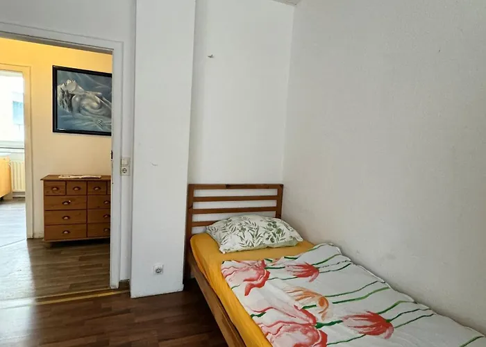 Schmalbachstrasse شقة